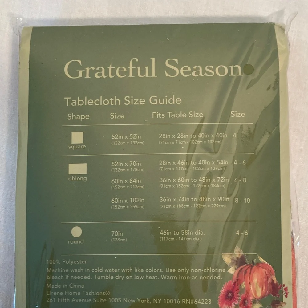 Round Tablecloth Sunflower squash acorns grateful season fall pattern NWT